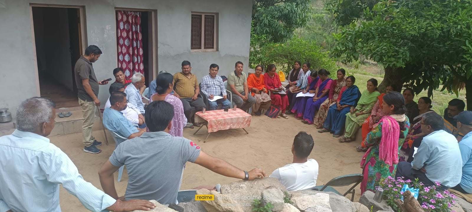 ‘‘मुख्य शिक्षा अधिकारी डॉ0 भारद्वाज ने प्रभारी खंड शिक्षा अधिकारी पोखड़ा का वेतन रोकने तथा शिक्षिका के निलंबन के दिए आदेश‘‘