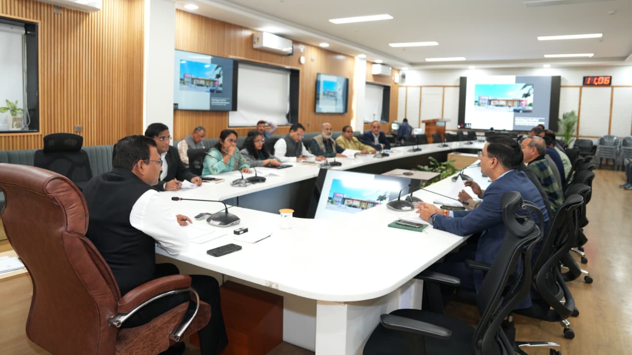 अधिकृत वित्त समिति की बैठक में विकास परियोजनाओं को मिली स्वीकृत